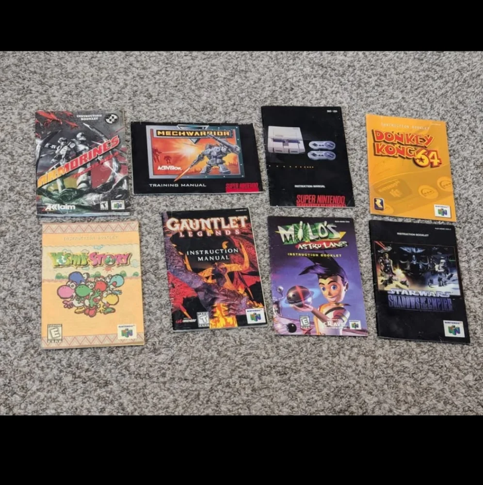 Lot of 8 Nintendo retro game manuals